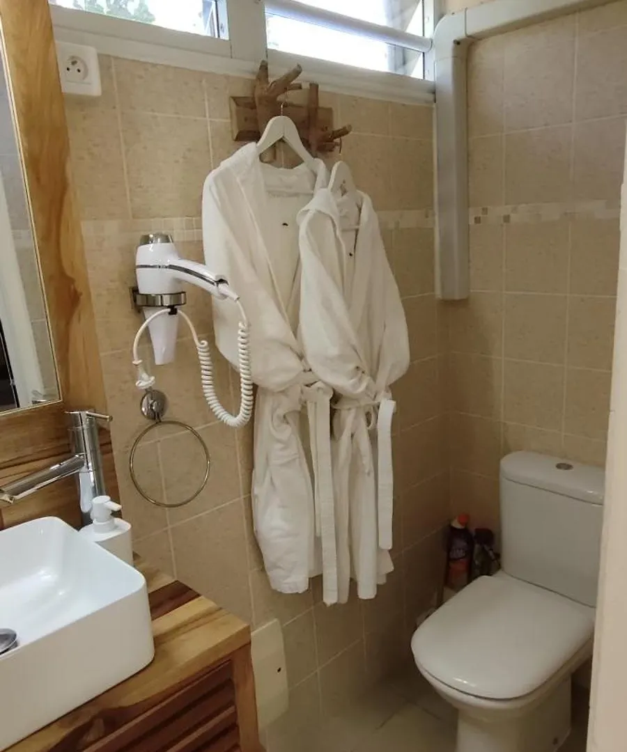 Clemara Evasion Aparthotel Schoelcher