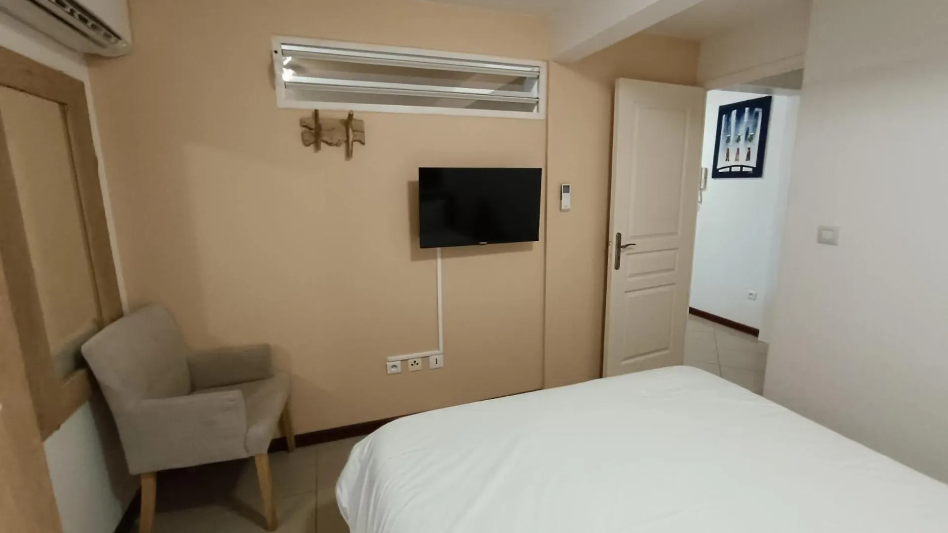 Clemara Evasion Aparthotel Schoelcher 0*,  Martinique